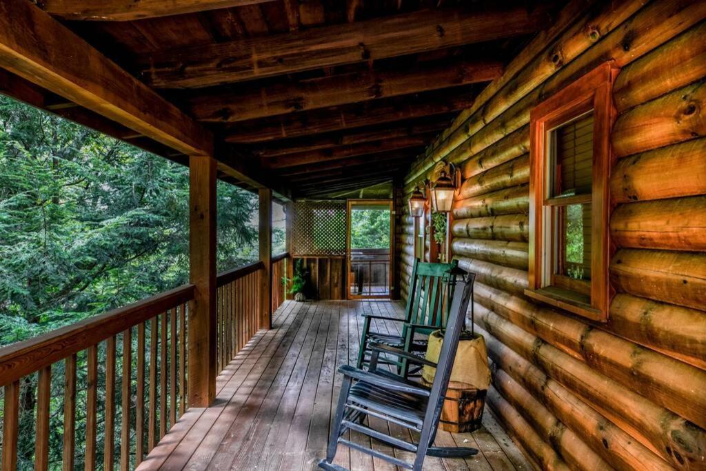 Nice View Fireplace, Hot Tub, Porch Bed, Private Sevierville Exterior foto