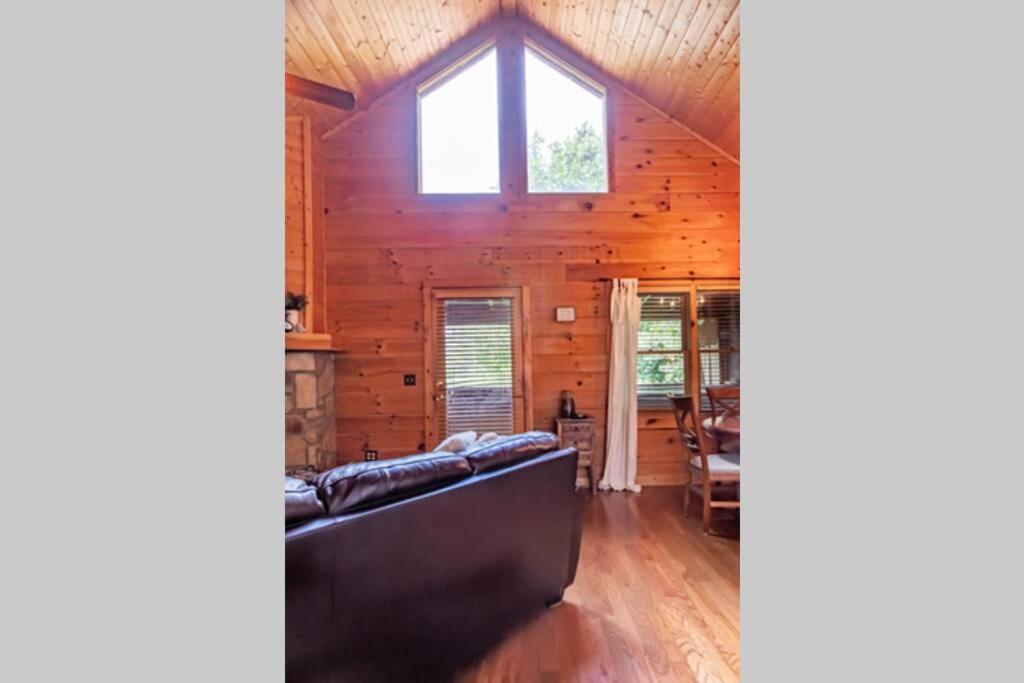 Nice View Fireplace, Hot Tub, Porch Bed, Private Sevierville Exterior foto